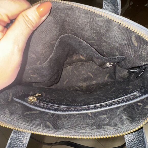 Loungefly Black and Red Belle Purse - Picture 3 of 3